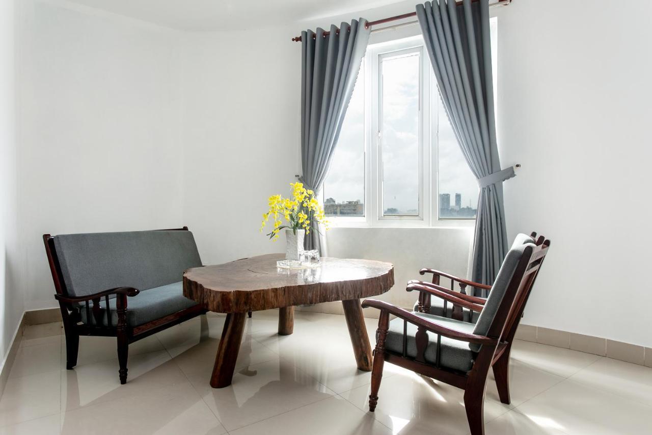 Oyo 557 Phi Yen Hotel Đà Nẵng Exterior foto