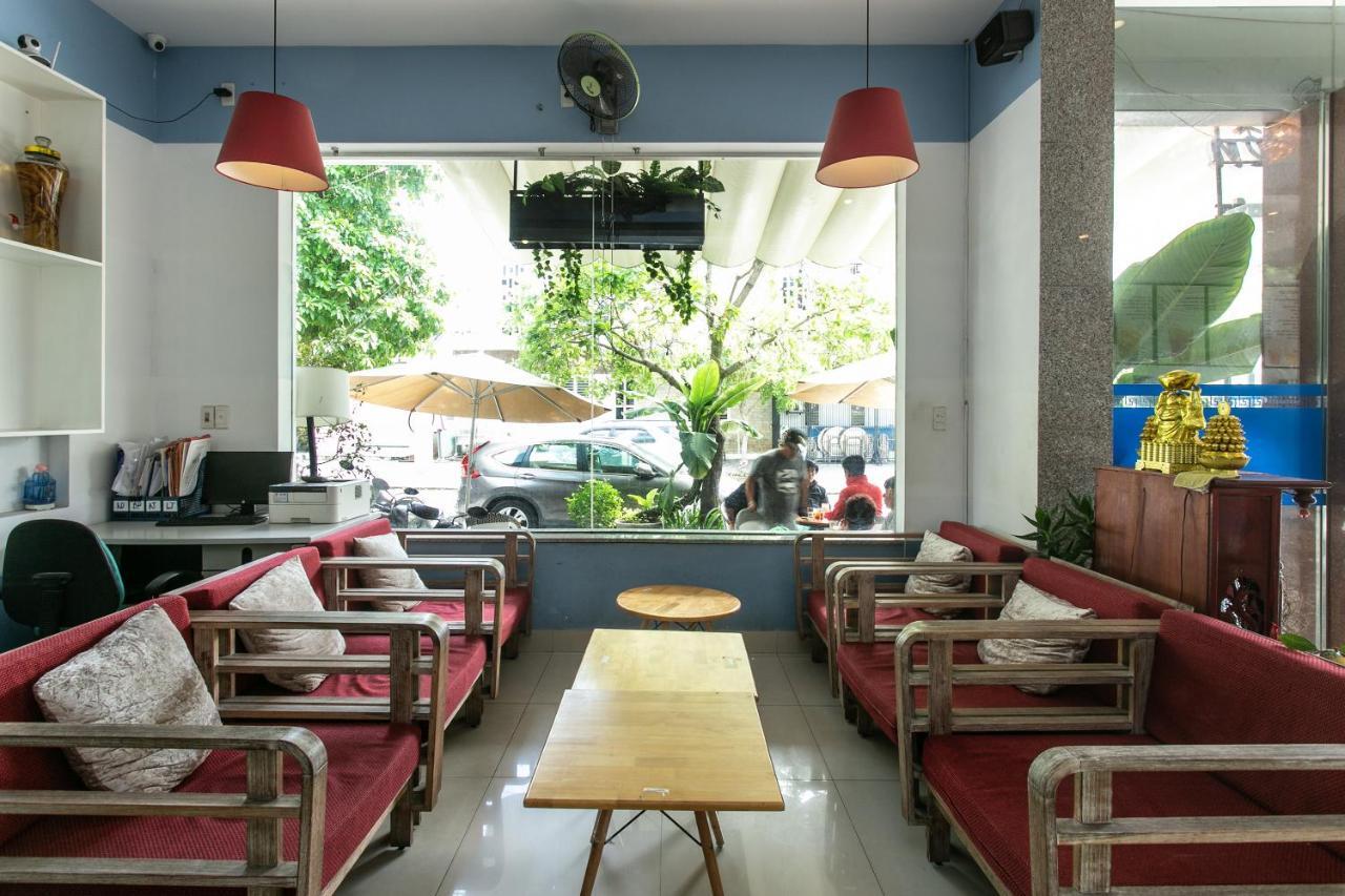 Oyo 557 Phi Yen Hotel Đà Nẵng Exterior foto